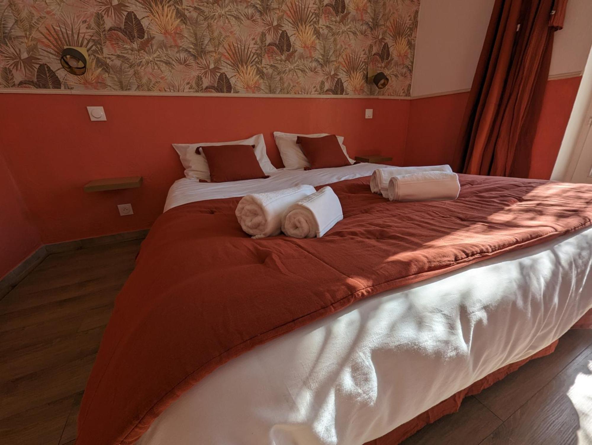 Gite Petit Luberon Chez Manon En Luberon - Vacation Rental In Guest House Lagnes Kamer foto